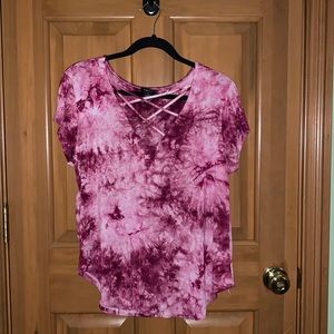 Rue21 top burgundy tie dye, size M